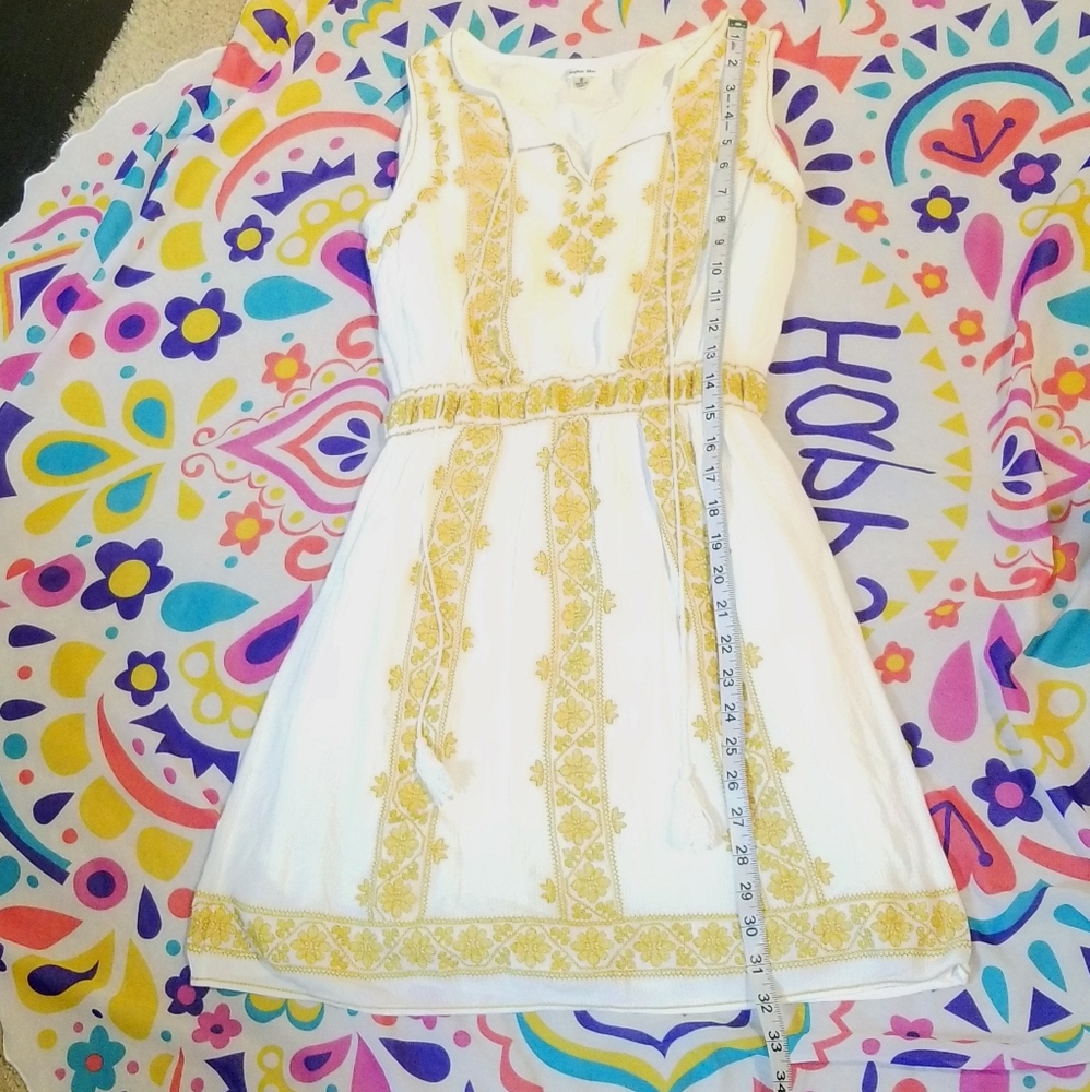 Gorgeous Gold Detail Fully Lined Sleeveless Dress - Picture 1 of 10